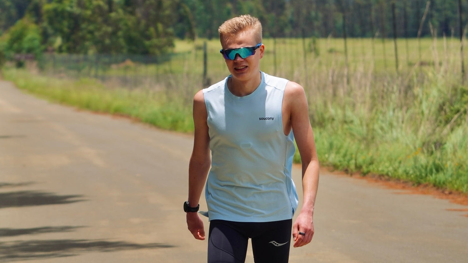 10 kysymystä Eemil Helanderille – näin huippujuoksija rakentaa kovat treenipäivät